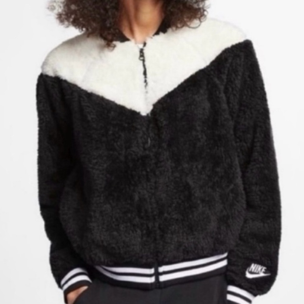 Nike Women's Black and white Teddy Jacket